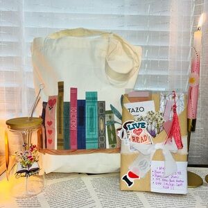 Blind date with a book 📖 Mystery 🫣